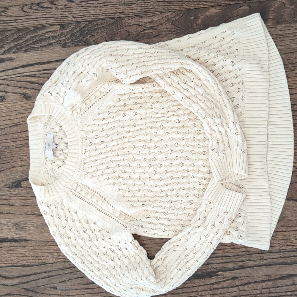 LOFT Women's Cream Sweater